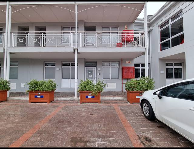 115M² OFFICE TO LET IN CENTURY CITY